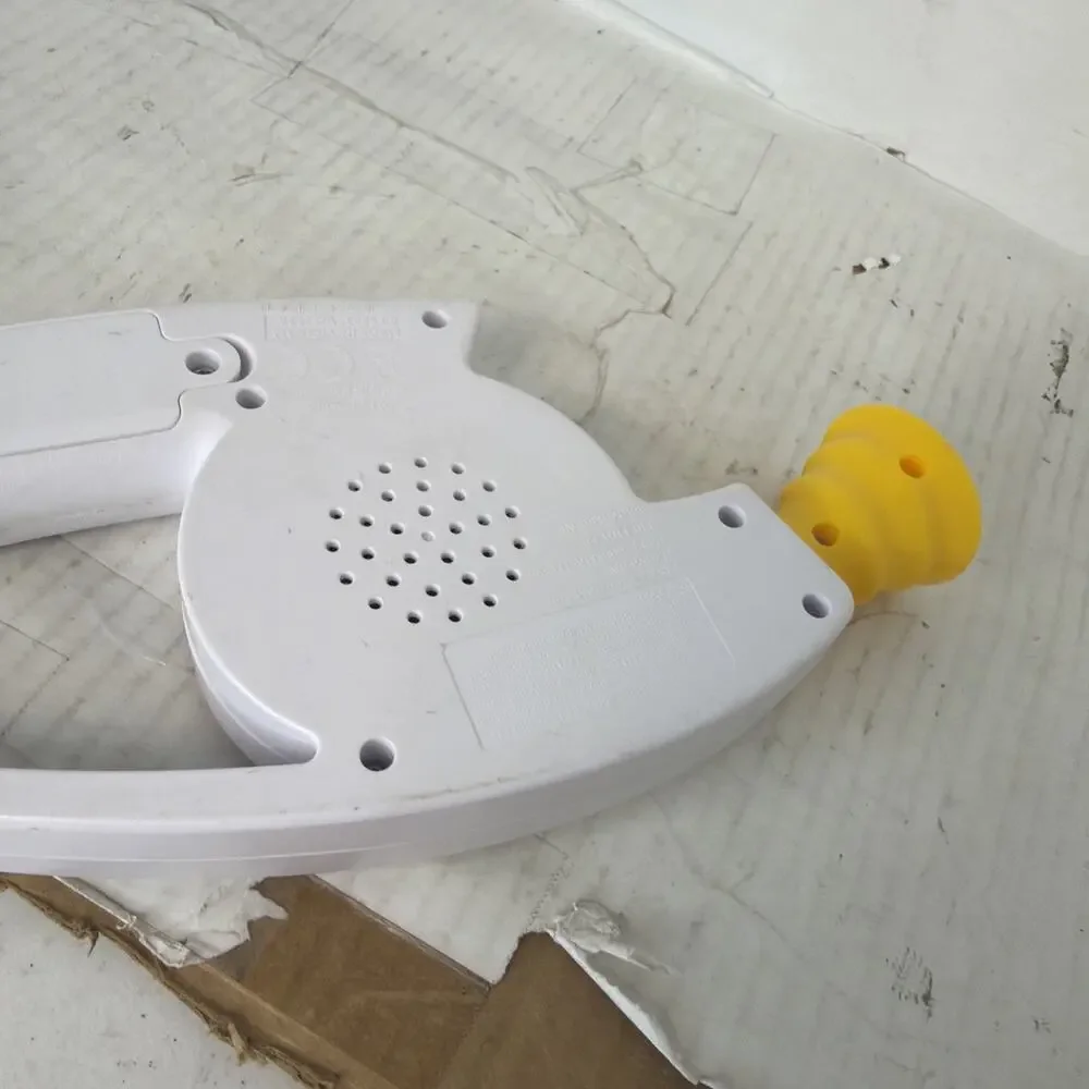 Bop-It! 2018 Hasbro The Classic Game Bop It Twist It Pull It Tested Works